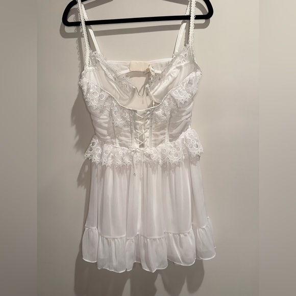 For Love & Lemons White Lace Corset Mini Dress Size L NWT Adjustable Straps - Picture 2 of 7